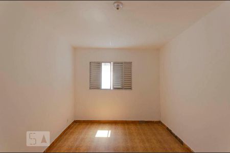 Quarto de casa para alugar com 2 quartos, 90m² em Jardim Soraia, São Paulo