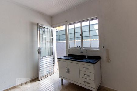 Cozinha de casa para alugar com 1 quarto, 70m² em Jardim Leonor, Cotia