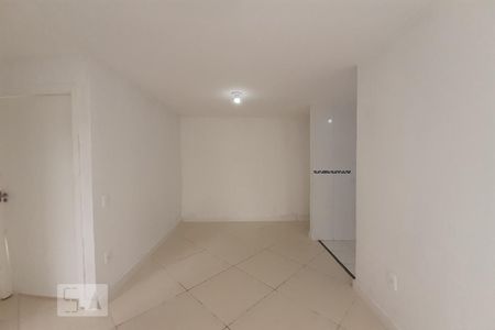 Sala de apartamento à venda com 2 quartos, 45m² em Engenheiro Leal, Rio de Janeiro