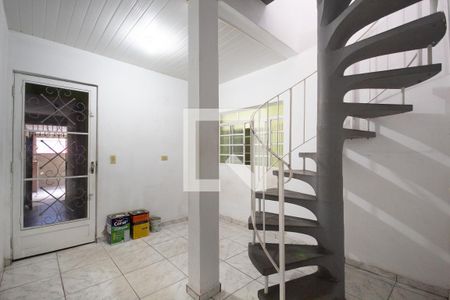 Sala de casa à venda com 5 quartos, 172m² em Conceição, Osasco