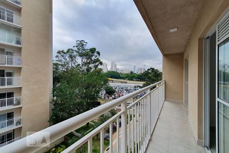 Sacada de apartamento para alugar com 1 quarto, 38m² em Cambuci, São Paulo