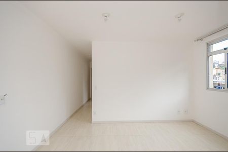 Sala de apartamento para alugar com 2 quartos, 53m² em Padre Eustáquio, Belo Horizonte