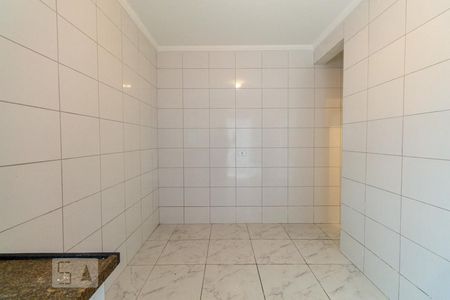 Cozinha de casa para alugar com 1 quarto, 45m² em Vila Fátima, São Paulo