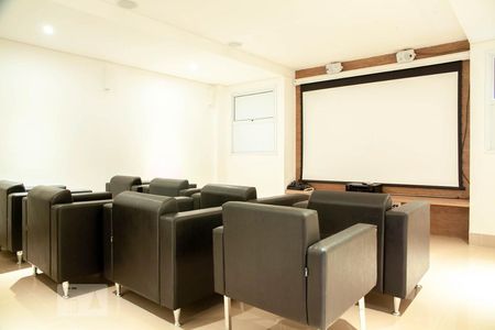 Studio para alugar com 50m², 1 quarto e 1 vaga Studio para alugar com 50m², 1 quarto e 1 vagaCinema