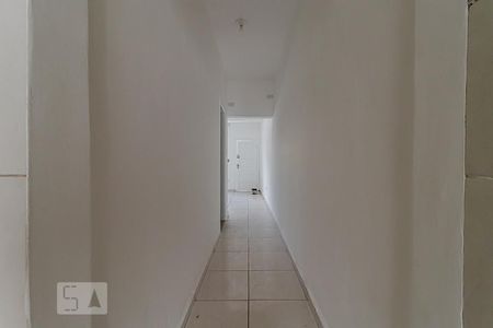 Corredor de casa para alugar com 1 quarto, 75m² em Vila Santo Estéfano, São Paulo