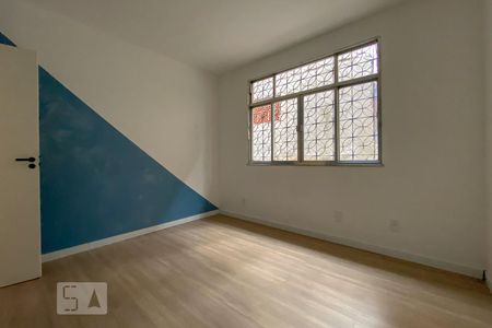 Quarto 1 de casa à venda com 2 quartos, 80m² em Bonsucesso, Rio de Janeiro