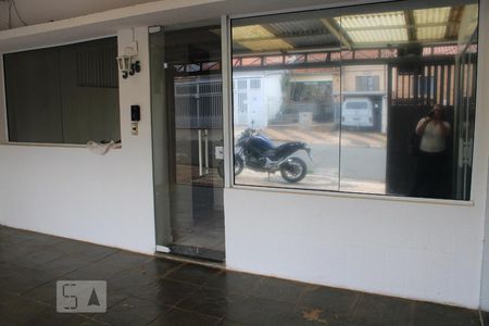 Garagem de casa para alugar com 3 quartos, 190m² em Bonfim, Campinas