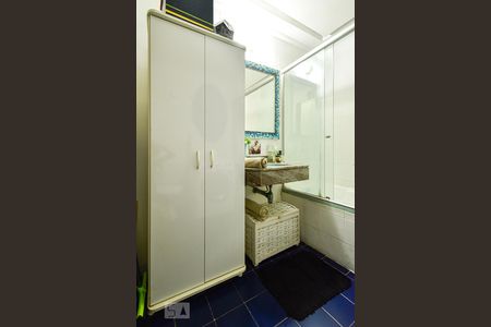 Banheiro de kitnet/studio à venda com 1 quarto, 44m² em Campos Elíseos, São Paulo