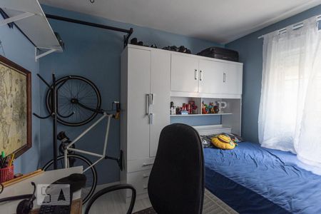 Quarto 2 de apartamento para alugar com 2 quartos, 46m² em Santa Cândida, Curitiba