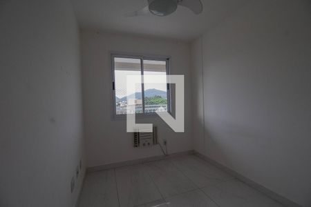 Quarto 1 de apartamento para alugar com 2 quartos, 130m² em Taquara, Rio de Janeiro