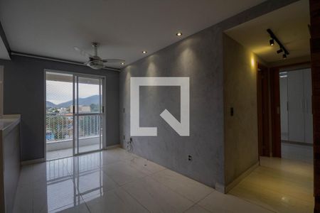 Apartamento para alugar com 130m², 2 quartos e 2 vagasSala