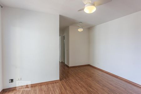 Sala de Estar de apartamento para alugar com 2 quartos, 56m² em Vila Indiana, São Paulo