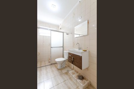 Banheiro de casa para alugar com 1 quarto, 60m² em Vila Nilo, São Paulo