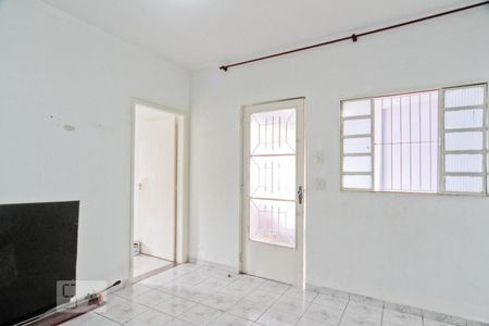 Sala de casa para alugar com 2 quartos, 50m² em Vila Zat, São Paulo