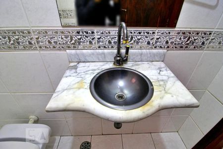 Lavabo de casa para alugar com 3 quartos, 185m² em Jardim Las Vegas, Santo André