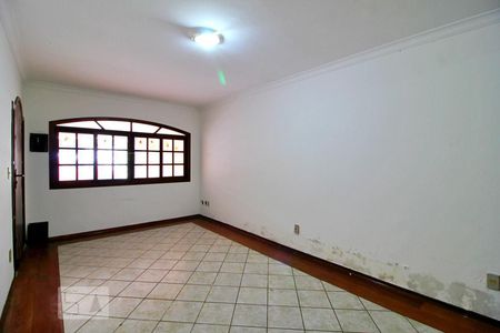 Sala de casa para alugar com 3 quartos, 185m² em Jardim Las Vegas, Santo André