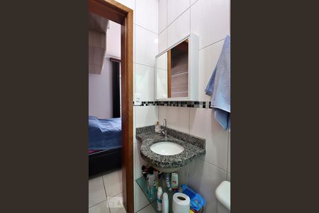 Banheiro da Suíte de apartamento à venda com 2 quartos, 110m² em Jardim Santo Antônio, Santo André