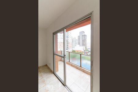 Sacada de apartamento à venda com 2 quartos, 70m² em Parque Imperial, São Paulo