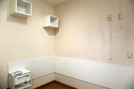 Quarto 1  de apartamento à venda com 2 quartos, 52m² em Jardim Maria Duarte, São Paulo