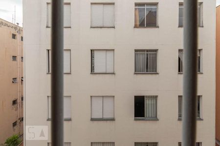 Vista do quarto 1 de apartamento para alugar com 2 quartos, 53m² em Vila Constança, São Paulo