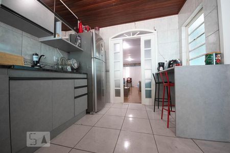 Cozinha de casa à venda com 3 quartos, 130m² em Harmonia, Canoas