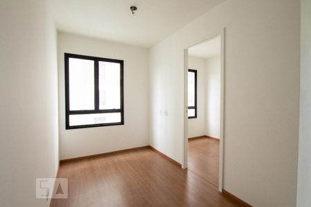 Sala de apartamento para alugar com 2 quartos, 39m² em Presidente Altino, Osasco