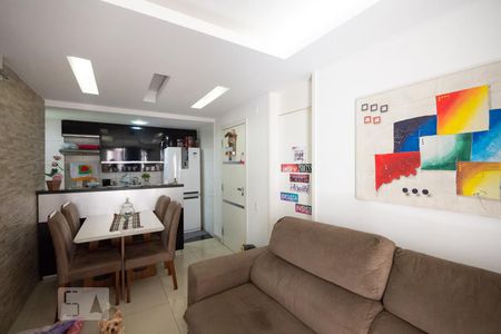 Sala de apartamento à venda com 3 quartos, 52m² em Benfica, Rio de Janeiro