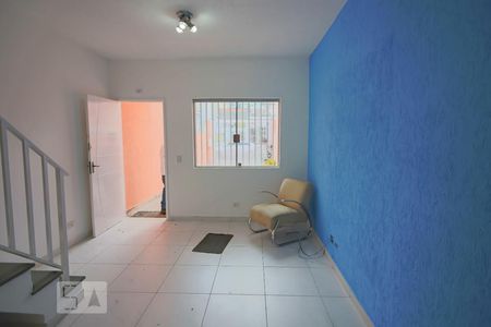Sala de casa à venda com 2 quartos, 90m² em Jardim das Vertentes, São Paulo