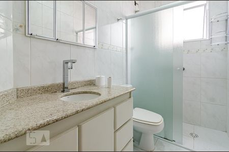 Banheiro de apartamento à venda com 1 quarto, 38m² em Perdizes, São Paulo