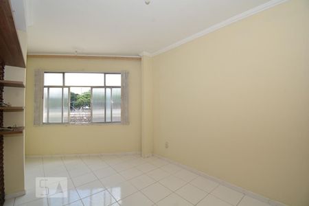 Sala de apartamento para alugar com 2 quartos, 72m² em Marechal Hermes, Rio de Janeiro