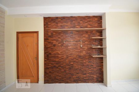 Sala de apartamento para alugar com 2 quartos, 72m² em Marechal Hermes, Rio de Janeiro