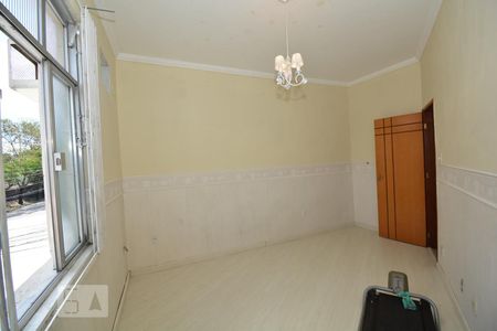 Quarto 1 de apartamento para alugar com 2 quartos, 72m² em Marechal Hermes, Rio de Janeiro