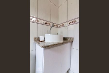 Casa de condomínio à venda com 82m², 2 quartos e 1 vaga Casa de condomínio à venda com 82m², 2 quartos e 1 vagaBanheiro