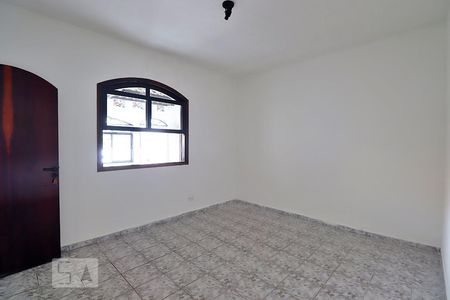 Quarto de casa para alugar com 1 quarto, 70m² em Vila Guiomar, Santo André