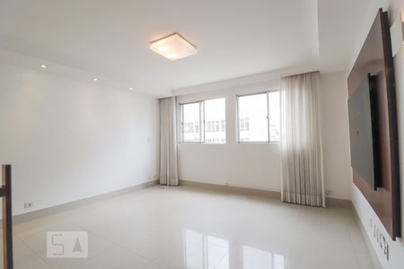 Sala de apartamento para alugar com 2 quartos, 68m² em Setor Bueno, Goiânia