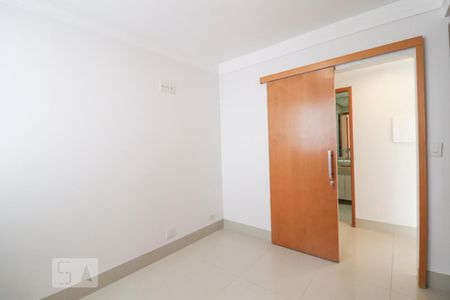 Quarto 1 de apartamento para alugar com 2 quartos, 68m² em Setor Bueno, Goiânia