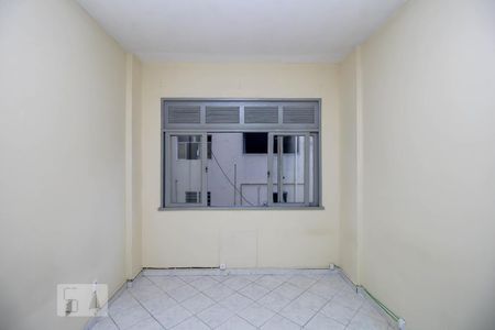 Quarto de kitnet/studio à venda com 1 quarto, 25m² em Centro, Rio de Janeiro