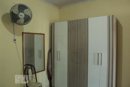 Quarto 1 de casa à venda com 2 quartos, 52m² em Harmonia, Canoas