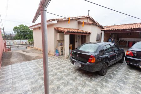 Casa à venda com 413m², 4 quartos e 3 vagas Casa à venda com 413m², 4 quartos e 3 vagasGaragem