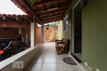 Casa à venda com 413m², 4 quartos e 3 vagas Casa à venda com 413m², 4 quartos e 3 vagasvaranda