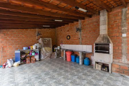 Casa à venda com 413m², 4 quartos e 3 vagas Casa à venda com 413m², 4 quartos e 3 vagasÁrea comum - Churrasqueira