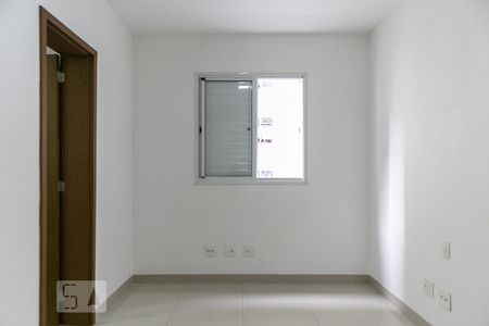 Suíte de apartamento para alugar com 2 quartos, 82m² em Pompéia, Santos