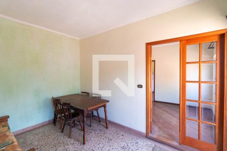 Sala 01 de casa à venda com 4 quartos, 140m² em Vila Paraíso, Campinas