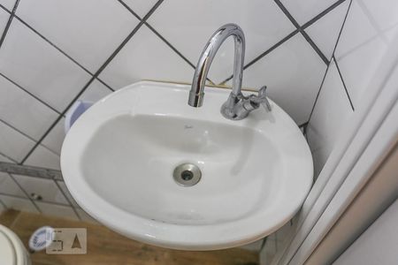 Lavabo de casa para alugar com 2 quartos, 120m² em Vila Polopoli, São Paulo