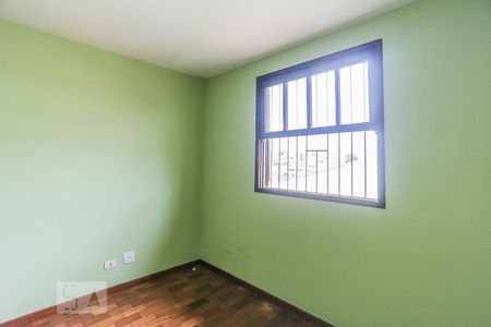 Quarto 1 de casa para alugar com 2 quartos, 120m² em Vila Polopoli, São Paulo