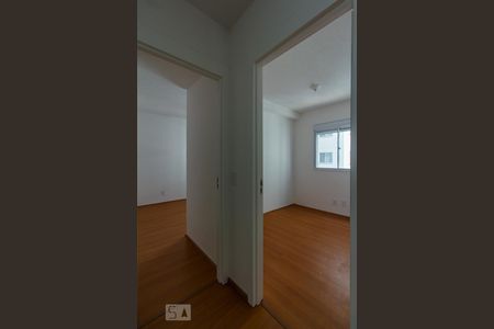 Hall Dormitórios de apartamento para alugar com 2 quartos, 40m² em Vila Moreira, São Paulo