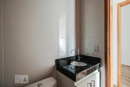 Banheiro  de apartamento para alugar com 2 quartos, 37m² em Vila Formosa, São Paulo