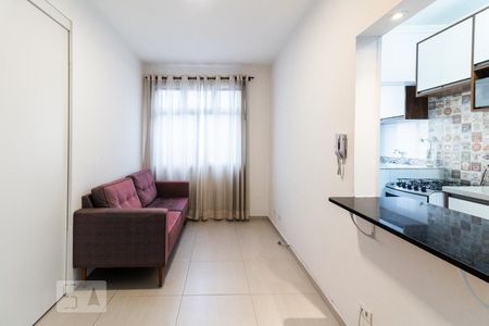 Sala de kitnet/studio para alugar com 1 quarto, 30m² em Sumarezinho, São Paulo