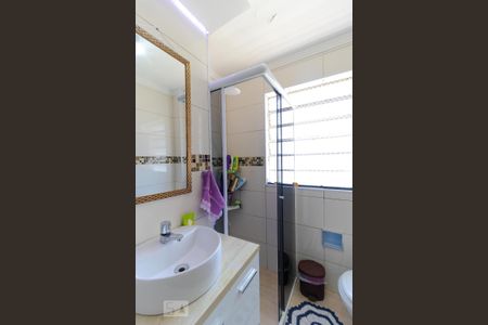 Banheiro de apartamento à venda com 1 quarto, 62m² em Centro, Campinas