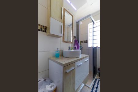 Banheiro de apartamento à venda com 1 quarto, 62m² em Centro, Campinas